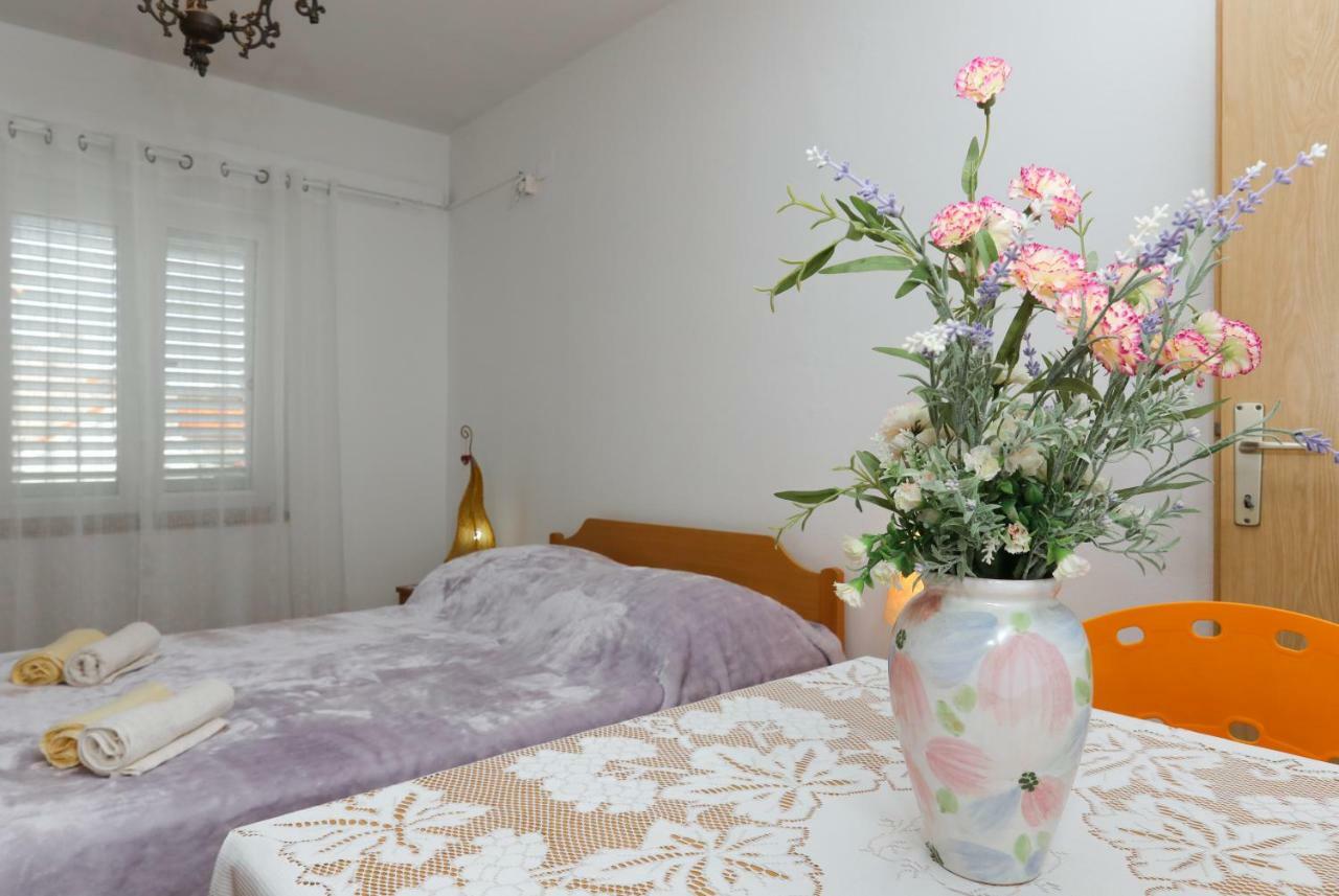 Studio Apartment Ana Супетар Экстерьер фото